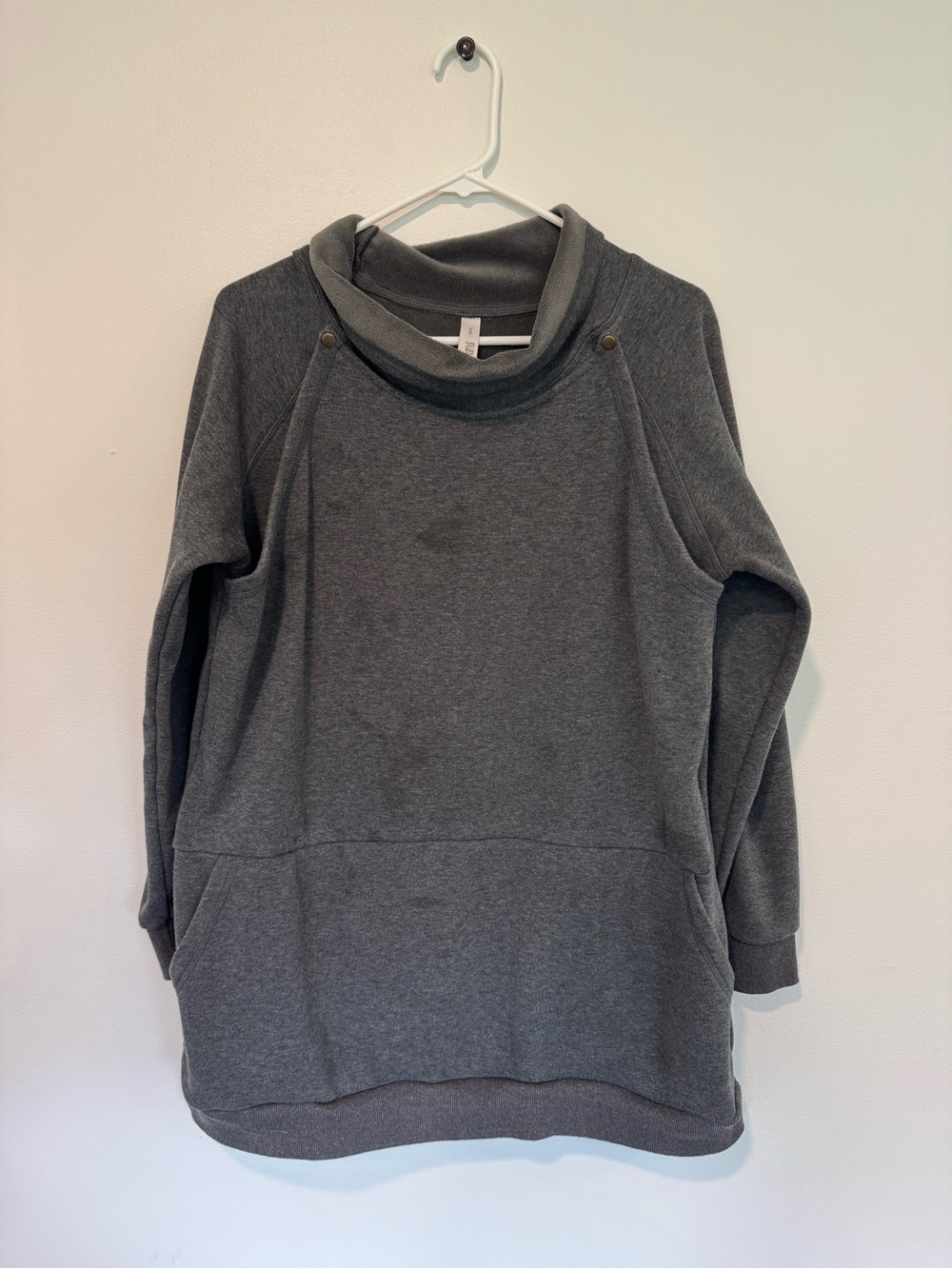 Latched Mama Nursing/Babywearing Snap Pullover